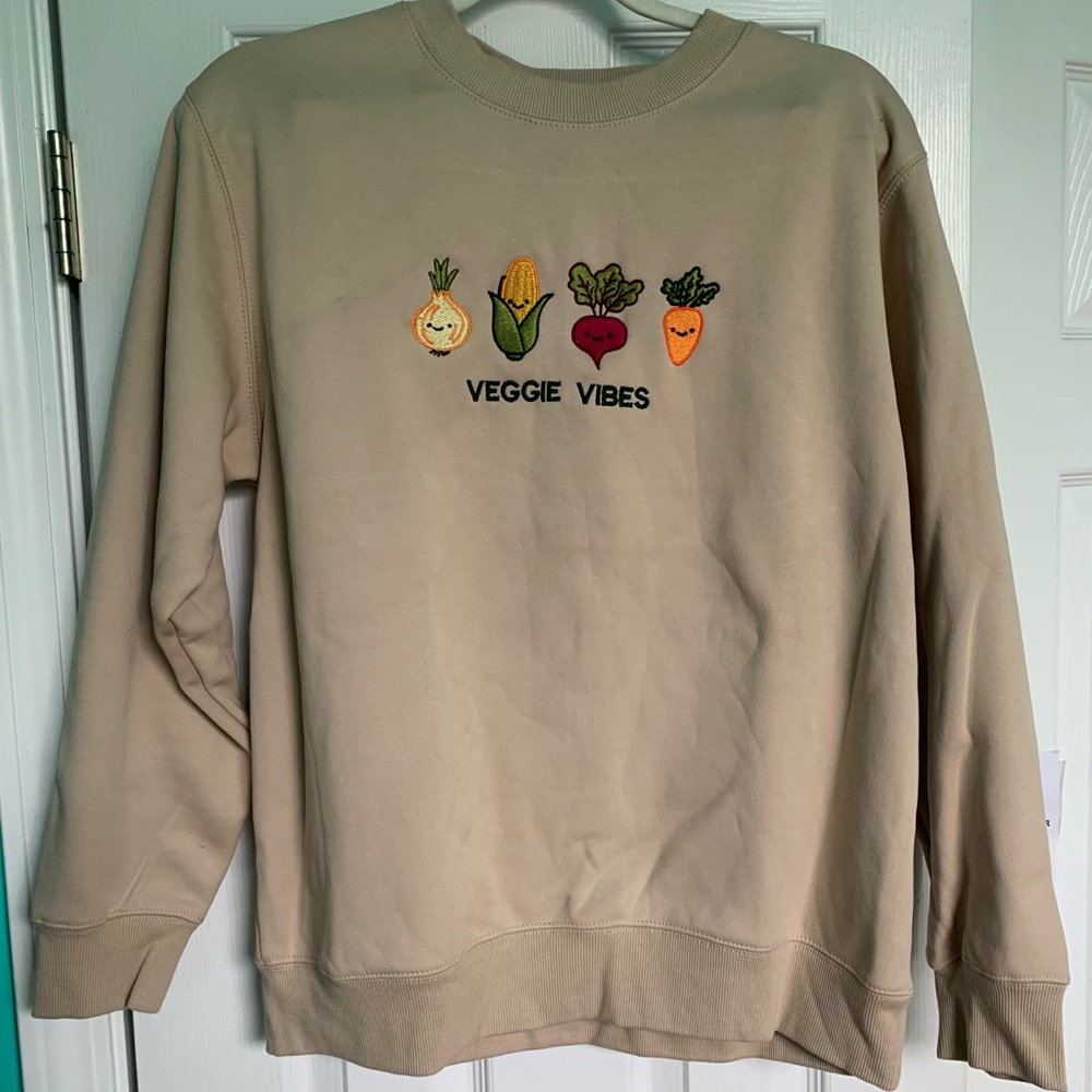 Beige “Veggie Vibes” Custom Embroidered Sweatshirt